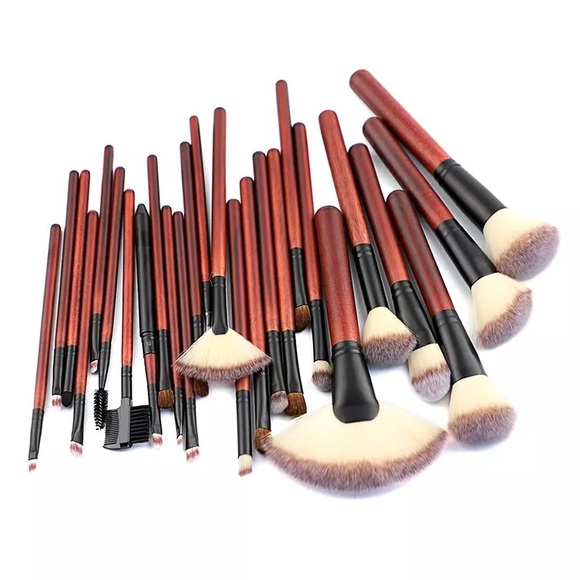 Profesional High Quality 26 Pcs Make Up Brush Set - Picture 4 of 13
